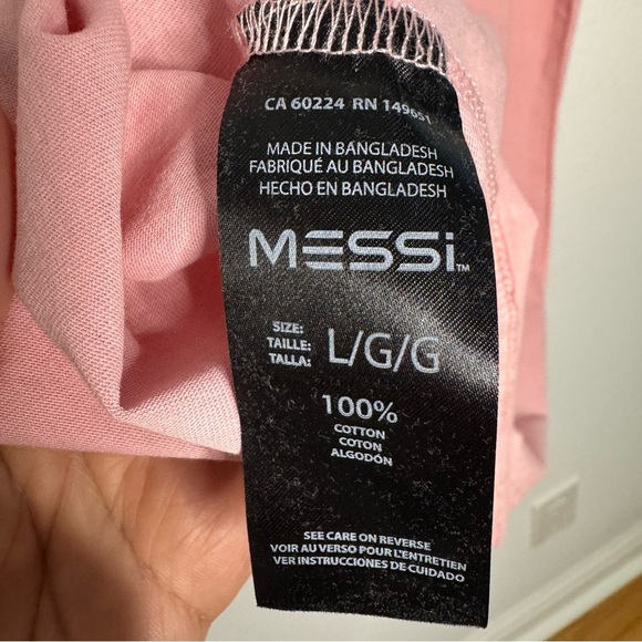 Messi authentic logo soccer player pink Tshirt size L NWT - Picture 8 of 9